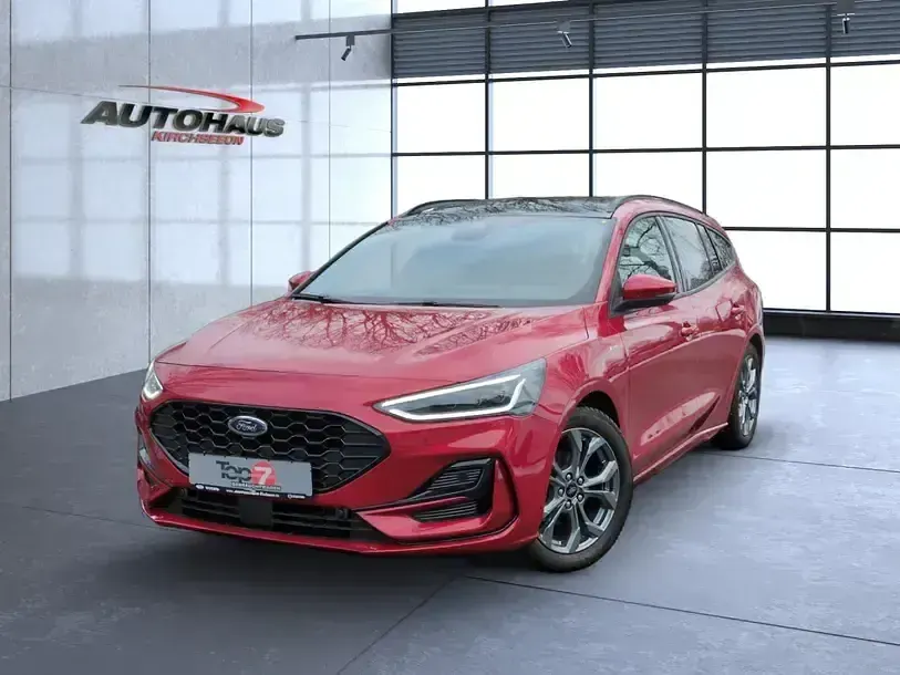 Używany Ford Focus ST-Line 155 KM (114 kW) 2023 Czerwony Kombi