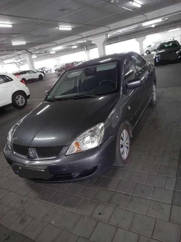 Grau Gebraucht 2005 Mitsubishi Lancer Limousine | 2.900 € (Fairer Preis) - Bild 1/4