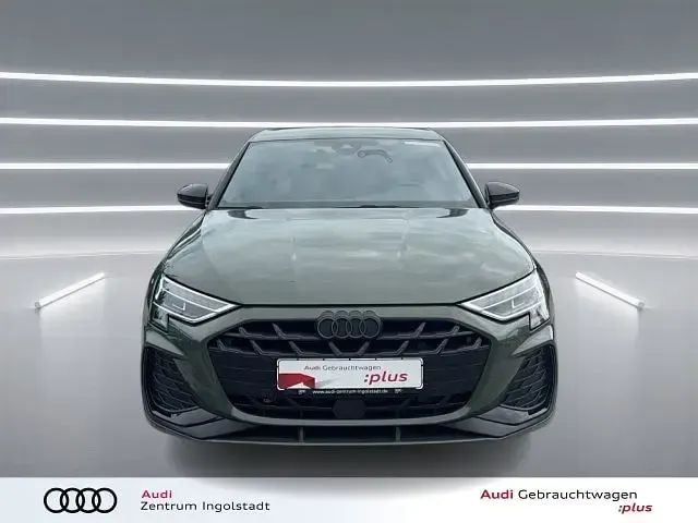 Gebraucht Audi A3 Sportback e-tron S-Line 272 PS (200 kW) 2025 Distriktgrün metallic Kleinwagen