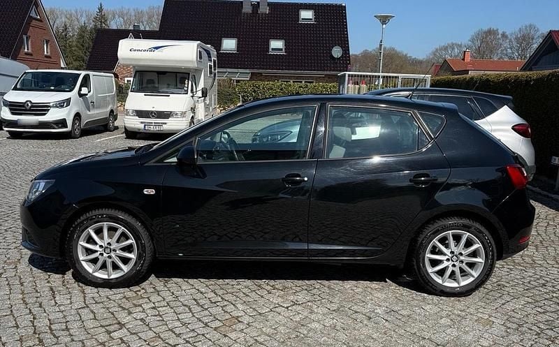 Second-hand Seat Ibiza 69 CP (50 kW) 2017 Negru Hatchback