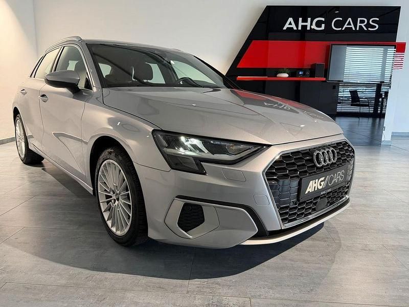 Gebraucht Audi A3 Advanced 116 PS (85 kW) 2023 Silber Limousine