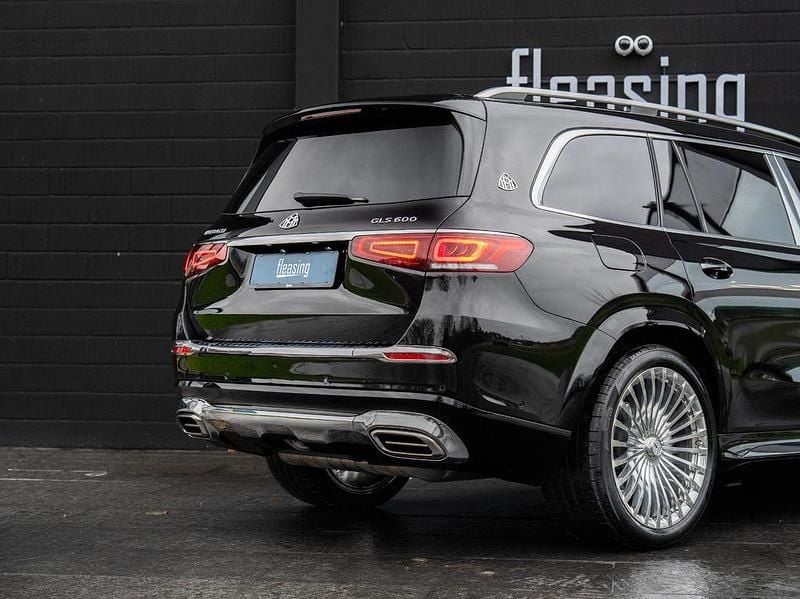 Gebraucht Mercedes GLS600 Maybach 557 PS (409 kW) 2023 Schwarz SUV