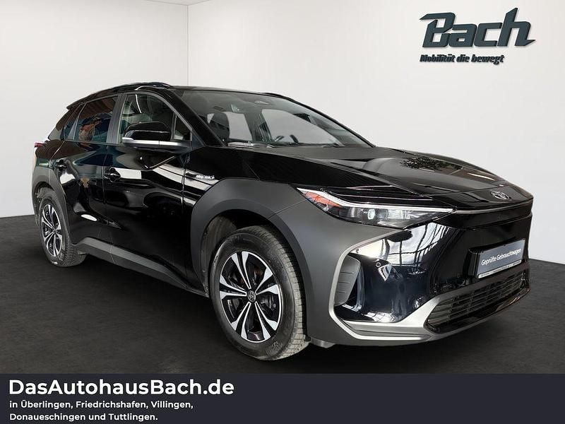 Gebraucht Toyota bZ4X Basis 150 kW (204 PS) 2023 Schwarz SUV