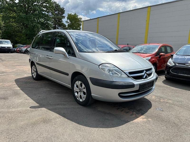 Grau Gebraucht 2007 Citroën C8 Tendance Van / Kleinbus | 2.450 € (Teuer) - Bild 1/4