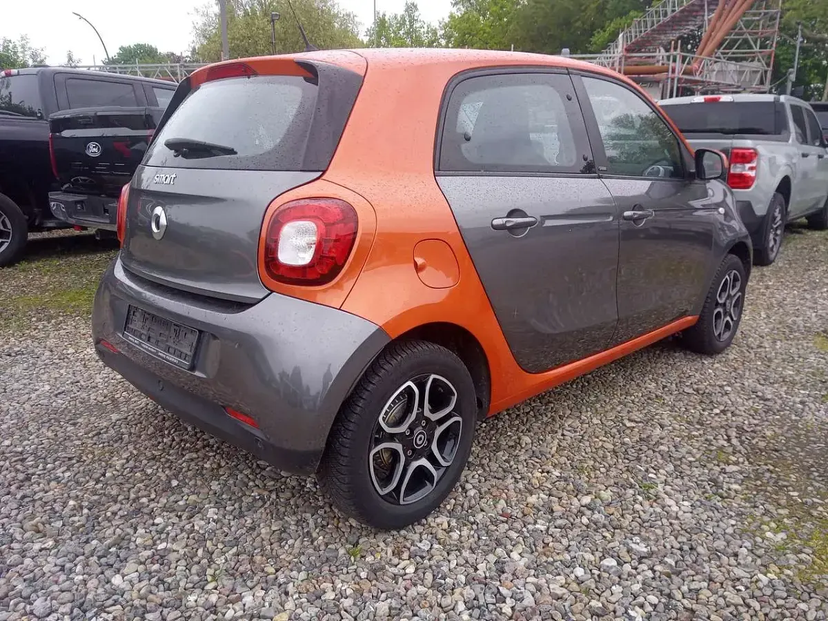 Gebraucht Smart ForFour Passion 90 PS (66 kW) 2016 Other Kleinwagen