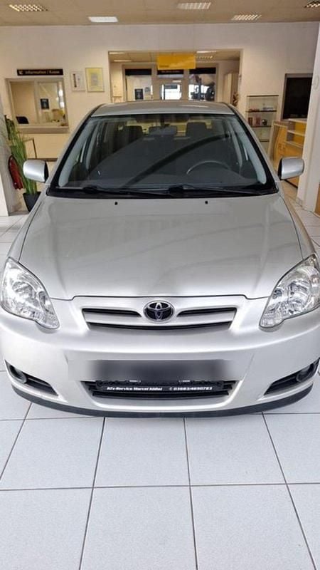 Grau Gebraucht 2005 Toyota Corolla Limousine | 3.995 € (Fairer Preis) - Bild 1/3