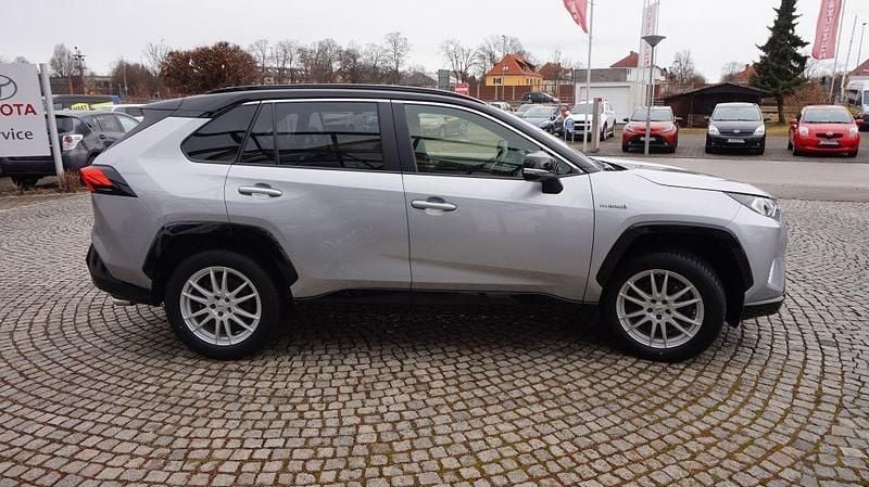 Gebraucht Toyota RAV4 Hybrid Style 218 PS (160 kW) 2020 Silber SUV