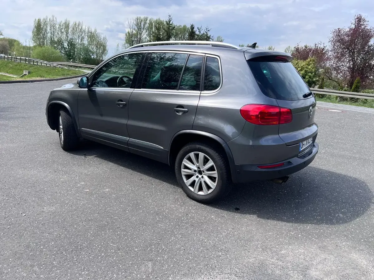 Gebraucht VW Tiguan 179 PS (131 kW) 2013 Grau SUV