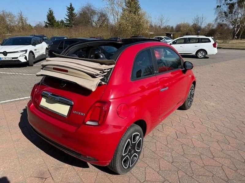 Gebraucht Fiat 500 Dolcevita 71 PS (52 kW) 2023 Rot Cabrio