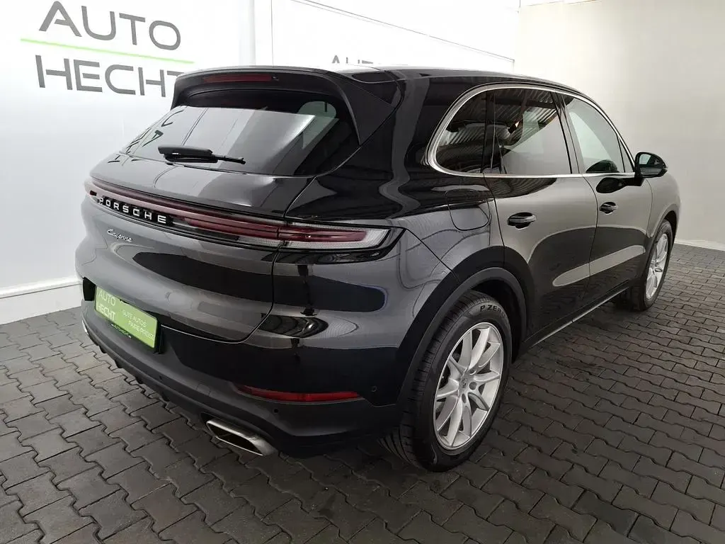 Gebraucht Porsche Cayenne 354 PS (260 kW) 2025 Schwarz SUV