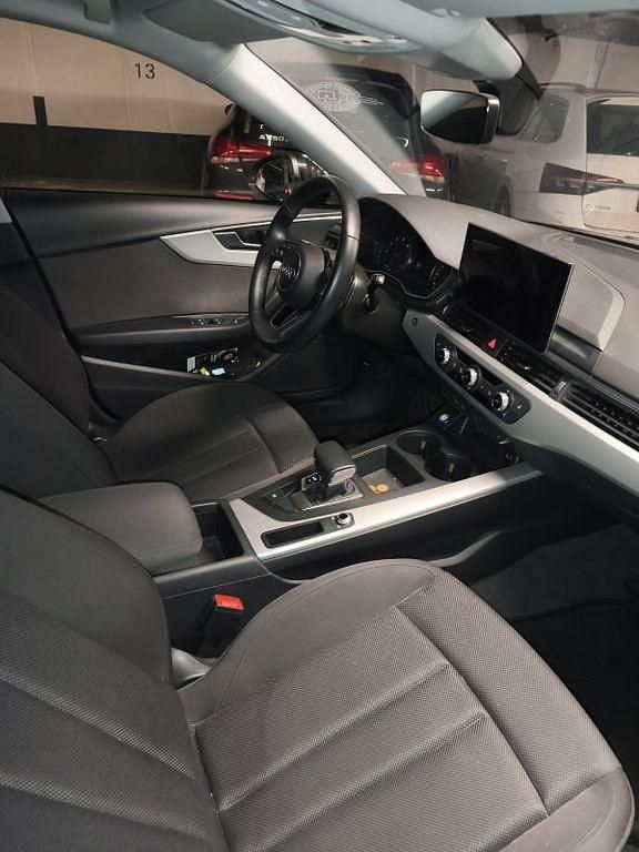 Gebraucht Audi A4 Advanced 150 PS (110 kW) 2022 Schwarz Kombi