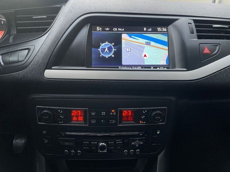 Gebraucht Citroën C5 SELECTION 140 PS (102 kW) 2013 Grau Kombi