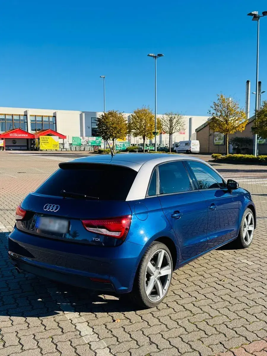Gebraucht Audi A1 Sportback Sport 116 PS (85 kW) 2015 Silber Kleinwagen