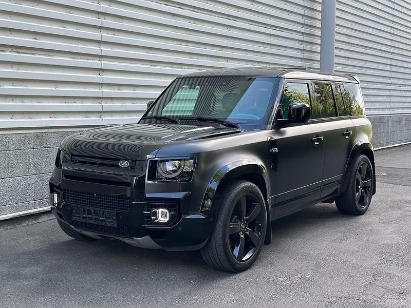 Schwarz Gebraucht 2023 Land Rover Defender SUV | 119.899 € - Bild 1/4