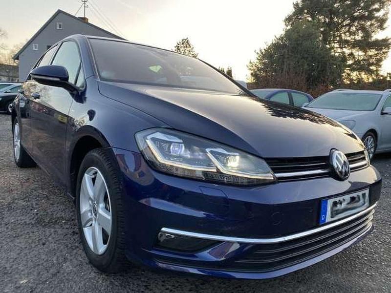 Gebraucht VW Golf VII Join 116 PS (85 kW) 2018 Atlantic blue metallic (metallic) Kleinwagen