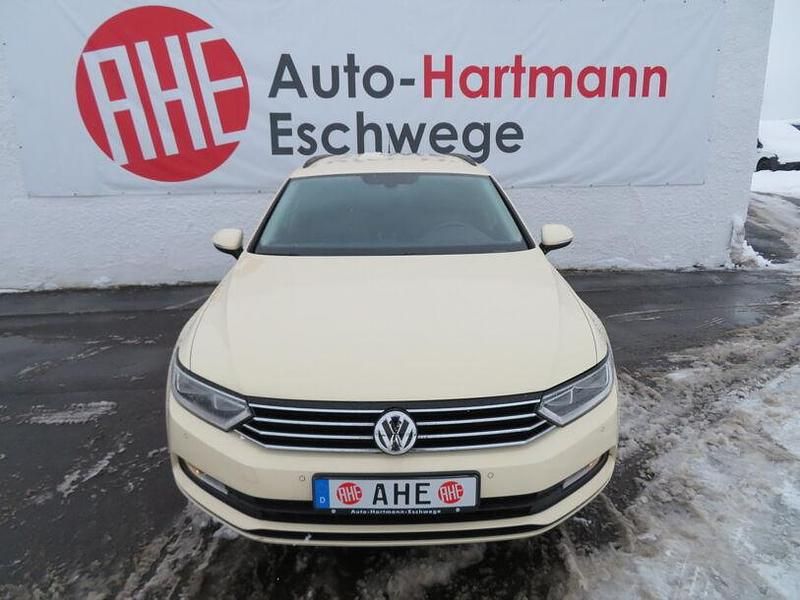Gebraucht VW Passat Trendline 150 PS (110 kW) 2019 Beige Kombi