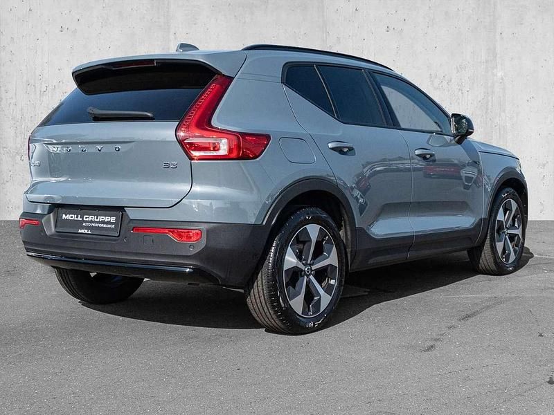 Gebraucht Volvo XC40 Plus 163 PS (119 kW) 2024 Grau SUV