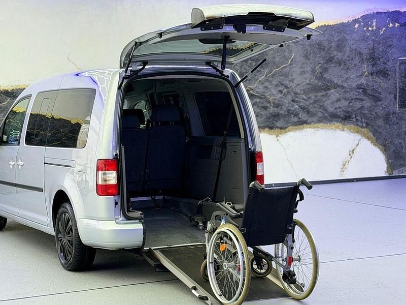 Gebraucht VW Caddy Maxi Life 105 PS (77 kW) 2009 Silber Van / Kleinbus