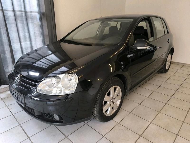 Schwarz Gebraucht 2005 VW Golf V Kleinwagen | 3.700 € (Etwas zu teuer) - Bild 1/4