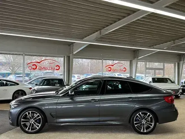 Gebraucht BMW 330 M Sport 258 PS (189 kW) 2016 Grau Limousine