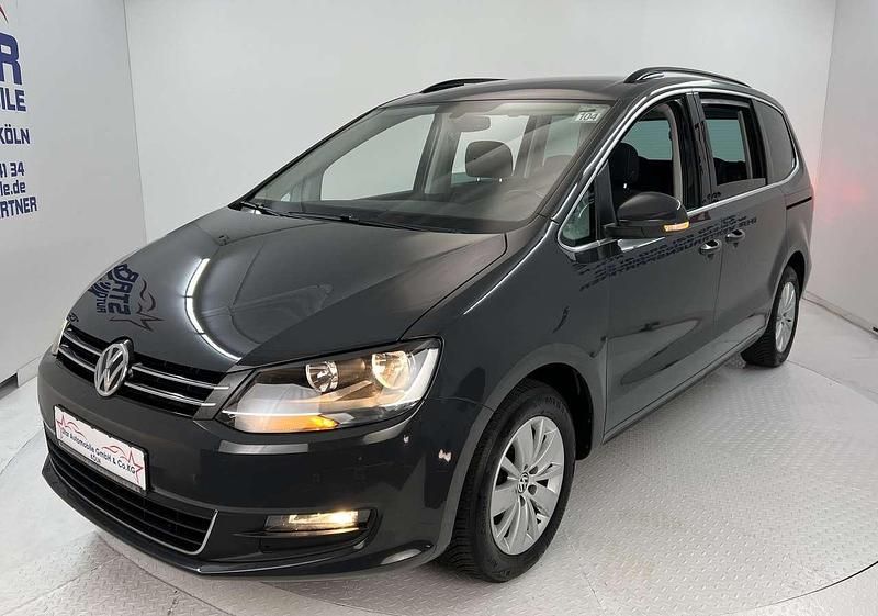 Gebraucht VW Sharan Comfortline 150 PS (110 kW) 2017 Uranograu Van / Kleinbus