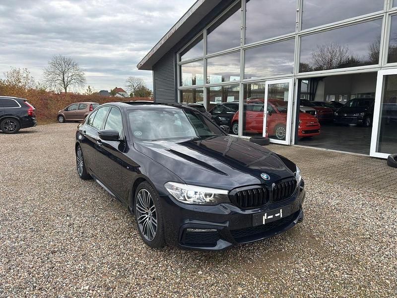 Schwarz Gebraucht 2017 BMW 540 M Sport Limousine | 29.800 € (Superpreis) - Bild 1/4