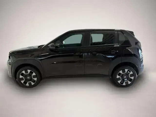 Neu Fiat Grande Panda Icon 110 PS (80 kW) 2025 Manufacturer Kleinwagen