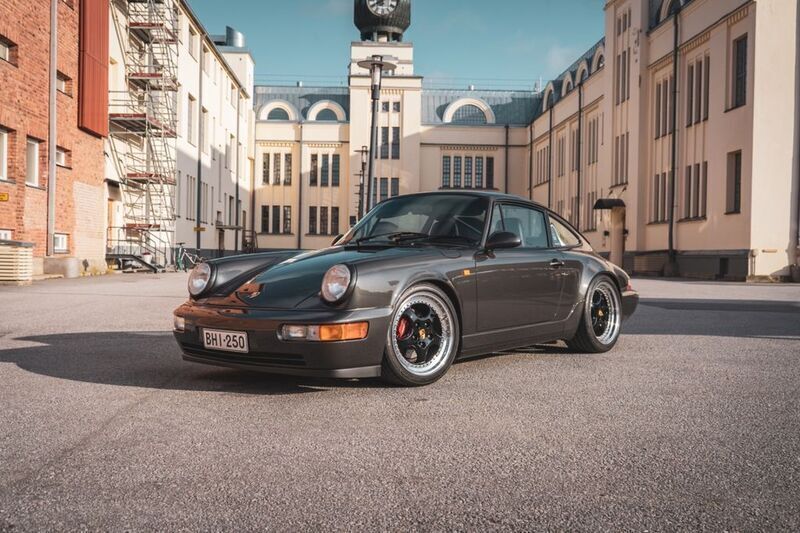 Grau Gebraucht 1992 Porsche 911 Carrera | 99.000 € - Bild 1/4