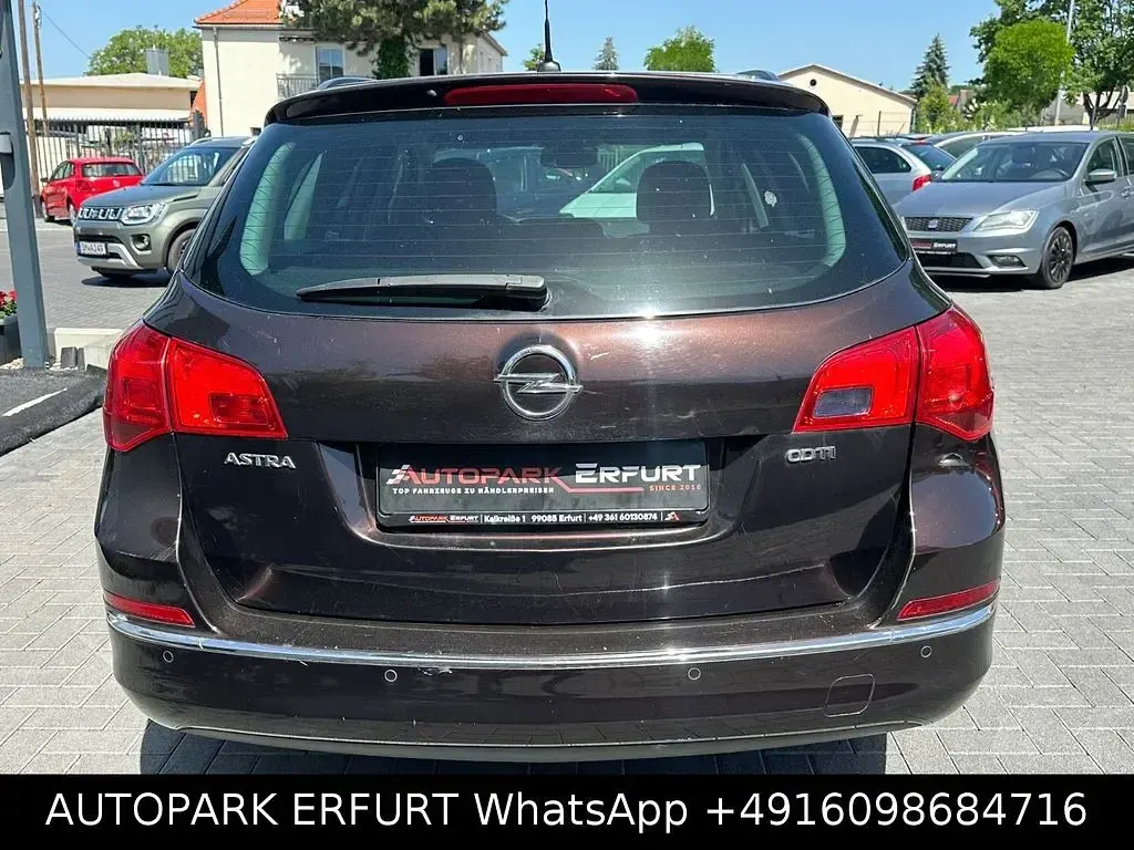 Gebraucht Opel Astra Active 131 PS (96 kW) 2013 Braun Kombi