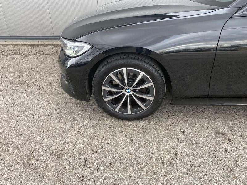 Gebraucht BMW 320 Sport Line 184 PS (135 kW) 2021 Schwarz Limousine