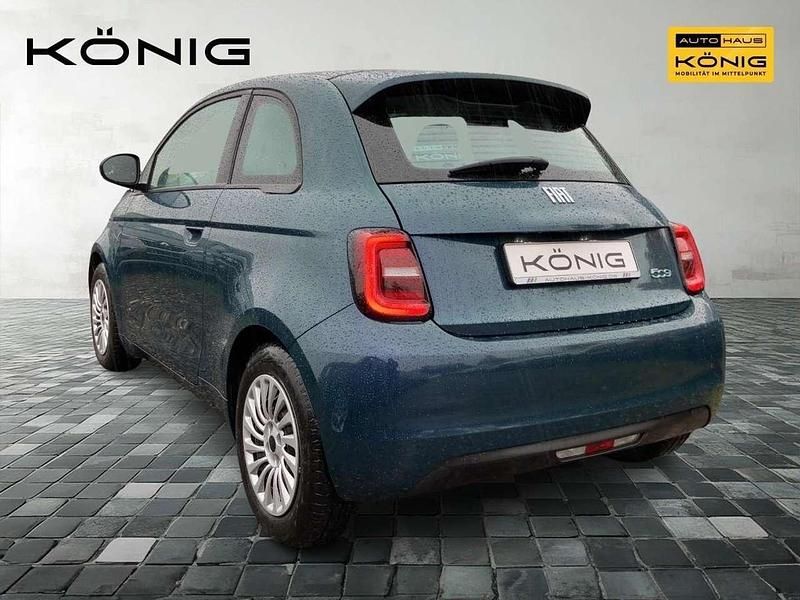 Gebraucht Fiat 500e 86 kW (118 PS) 2023 Grün Limousine