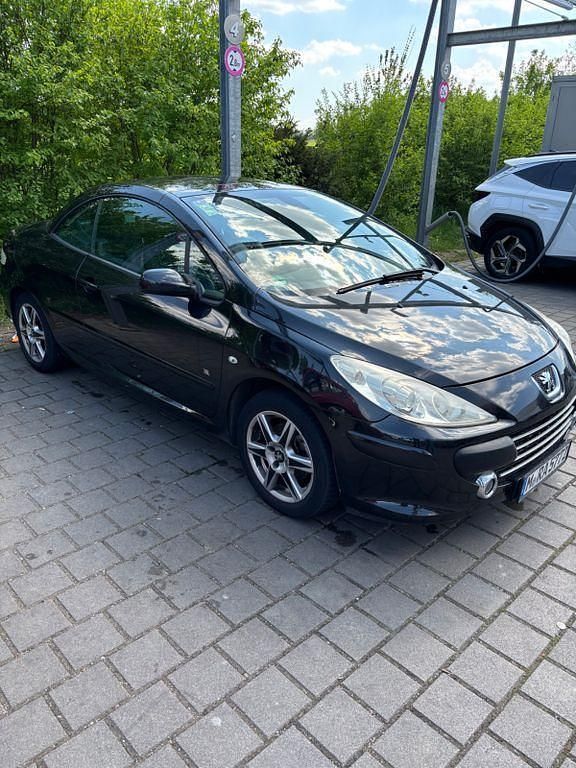 Schwarz Gebraucht 2007 Peugeot 307 CC Cabrio | 2.999 € (Fairer Preis) - Bild 1/4