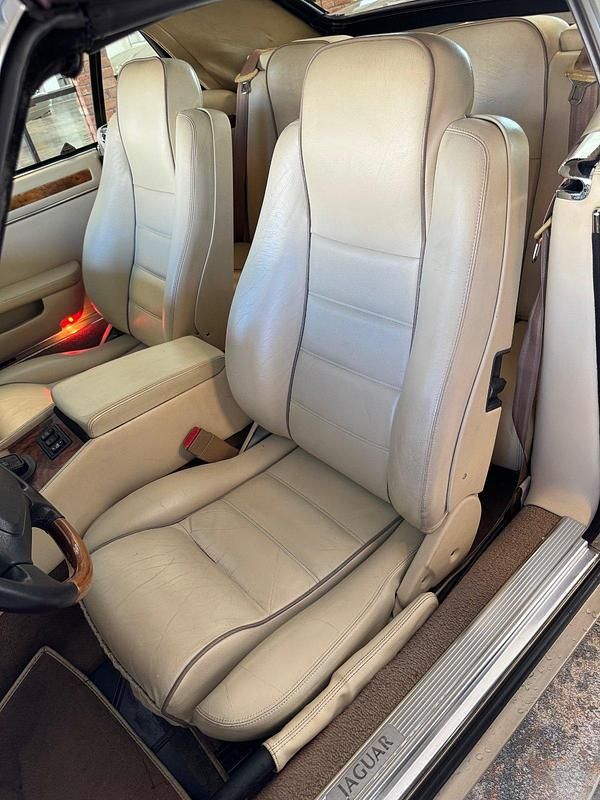 Gebraucht Jaguar XJS 233 PS (171 kW) 1996 Gold Cabrio