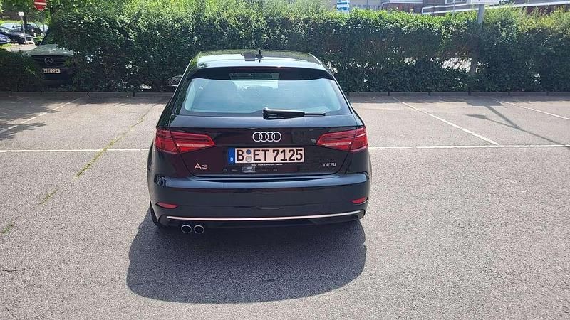 Gebraucht Audi A3 Sport 150 PS (110 kW) 2017 Limousine