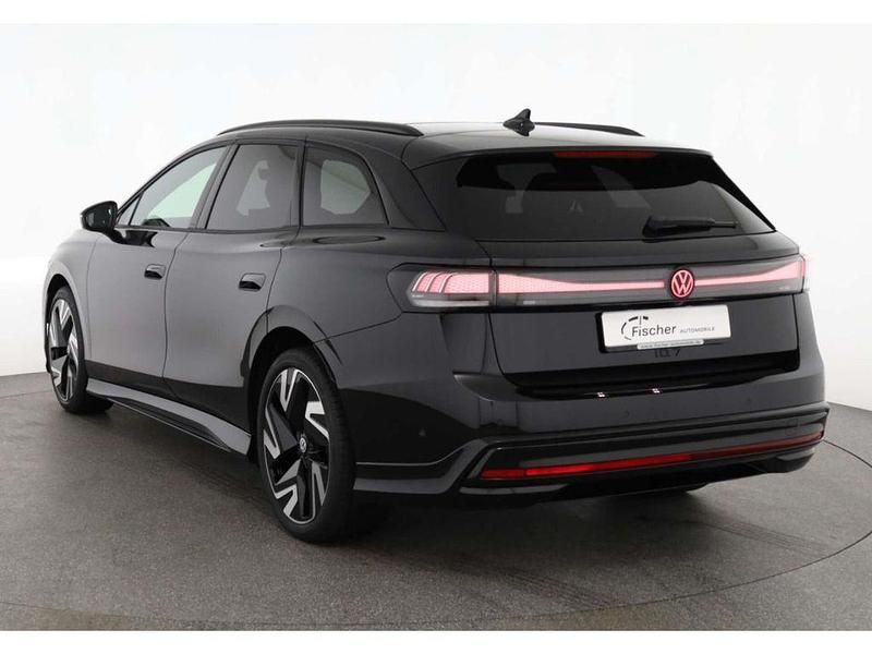 Neu VW ID.7 Pro 210 kW (286 PS) 2026 Grenadillschwarz metallic Kombi