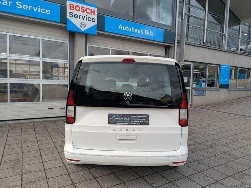 Gebraucht VW Caddy Life 114 PS (83 kW) 2022 Candyweiss Van / Kleinbus