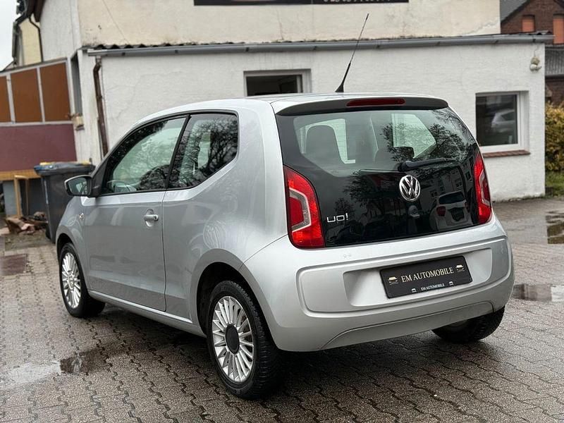 Gebraucht VW up! high up! 75 PS (55 kW) 2012 Silber Kleinwagen