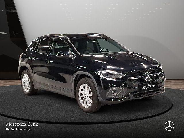 Gebraucht Mercedes GLA250 Progressive 218 PS (160 kW) 2022 SUV