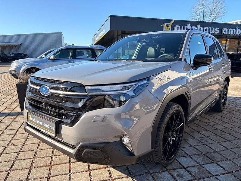 Gebraucht Subaru Forester Platinum 136 PS (100 kW) 2025 River rock pearl SUV