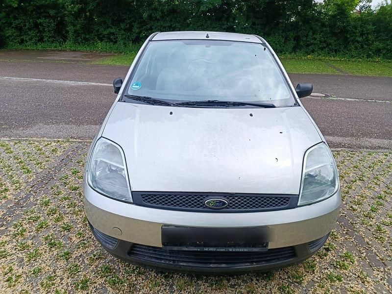 Gebraucht 2003 Ford Fiesta Kleinwagen | 250 € - Bild 1/4
