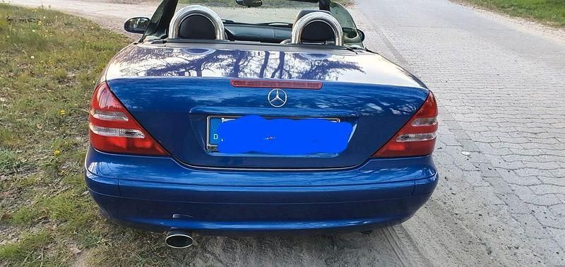 Gebraucht Mercedes SLK200 163 PS (119 kW) 2000 Blau Cabrio