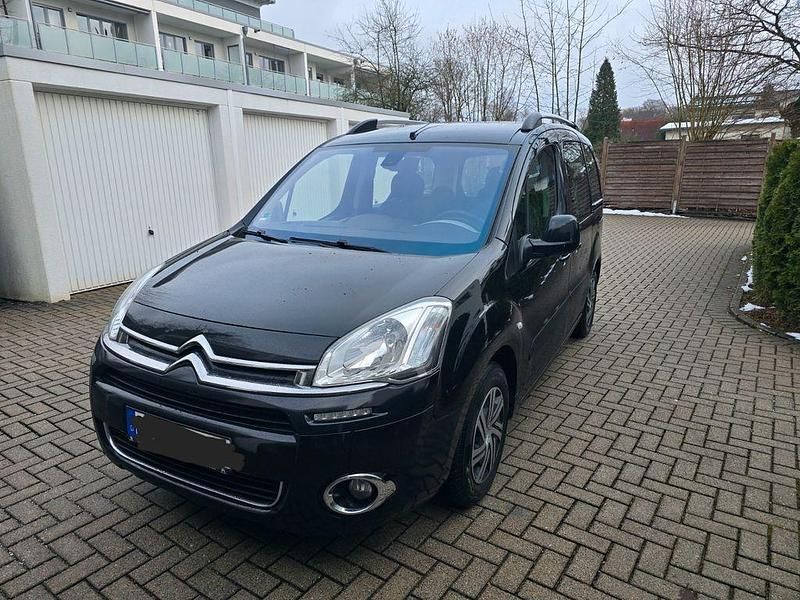 Gebraucht Citroën Berlingo SELECTION 92 PS (67 kW) 2013 Schwarz Van / Kleinbus