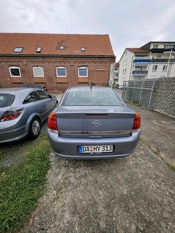 Silber Gebraucht 2007 Opel Vectra Limousine | 2.999 € - Bild 1/4