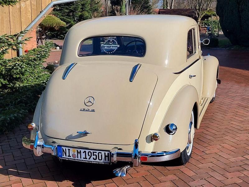 Gebraucht Mercedes 170 40 PS (29 kW) 1950 Beige Limousine