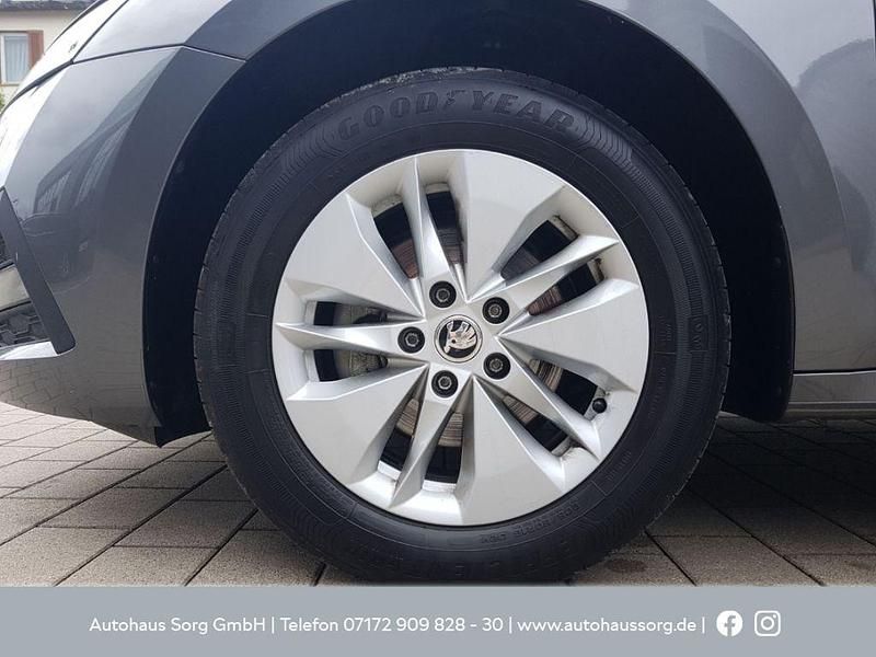 Gebraucht Skoda Octavia Ambition 150 PS (110 kW) 2024 Grau Kombi