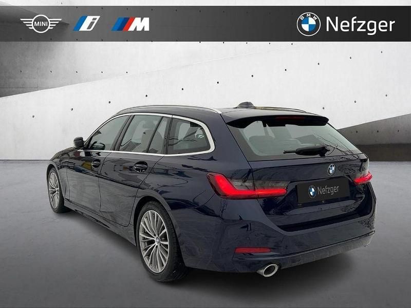Gebraucht BMW 320 Performance 190 PS (139 kW) 2022 Blau Kombi