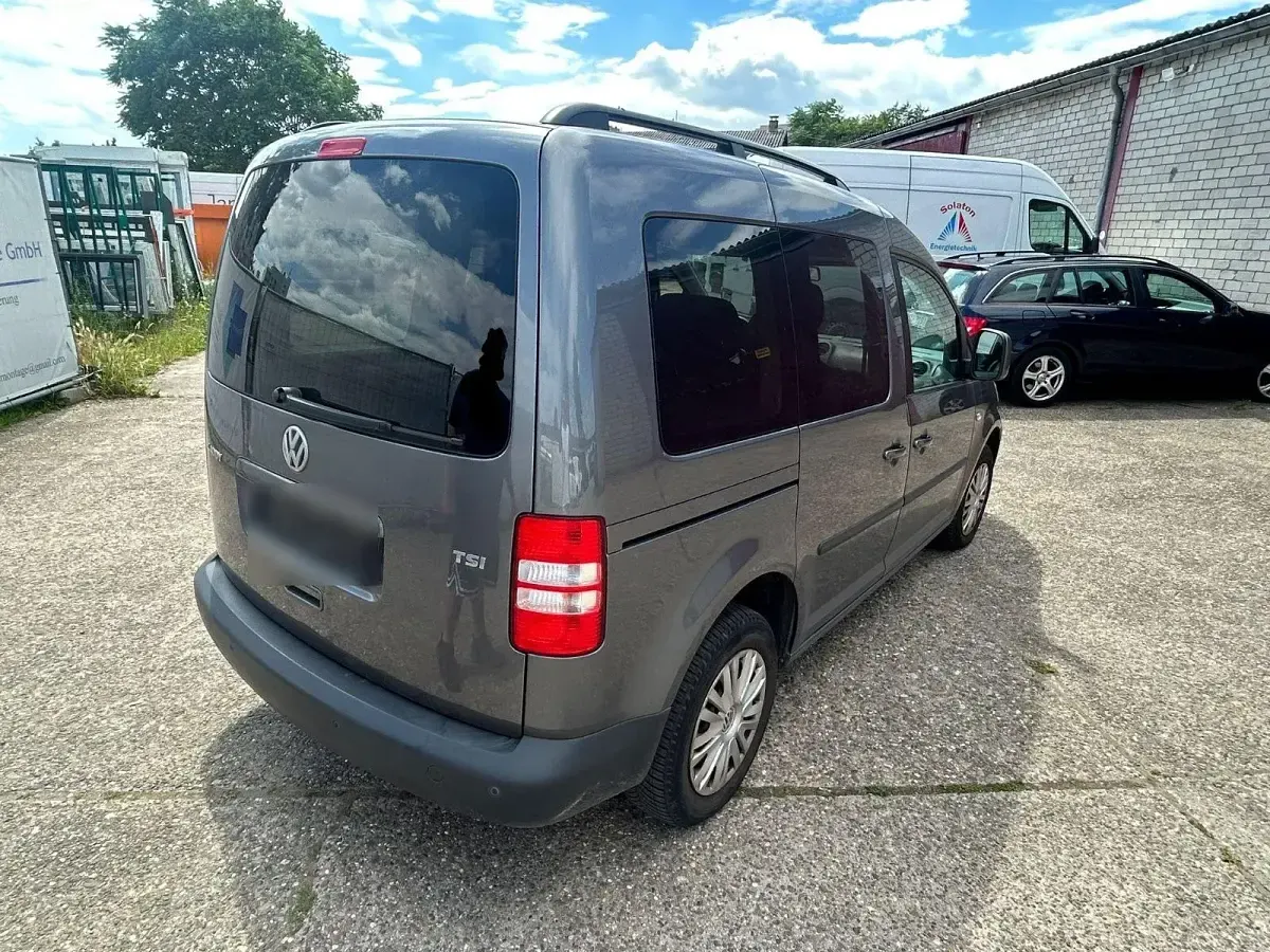 Gebraucht VW Caddy Cup 105 PS (77 kW) 2014 Schwarz Van / Kleinbus