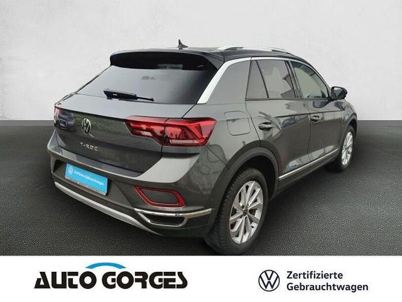 Gebraucht VW T-Roc Style 150 PS (110 kW) 2024 Grau SUV