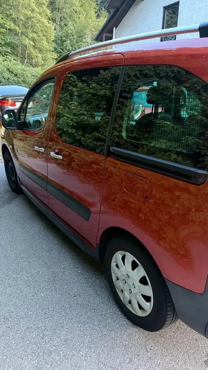 Gebraucht Peugeot Partner Tepee 2009 Rot Van / Kleinbus