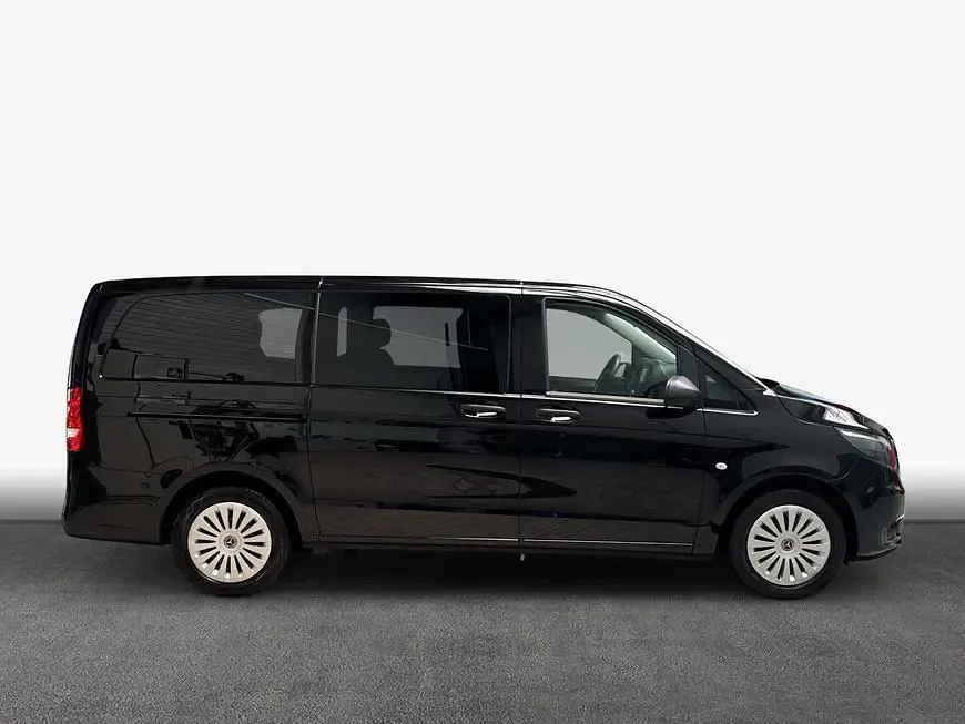Gebraucht Mercedes Vito Marco Polo 163 PS (119 kW) 2024 Schwarz Van